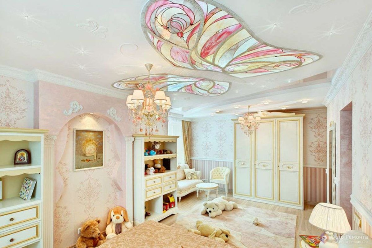 Потолок в комнату для девочки