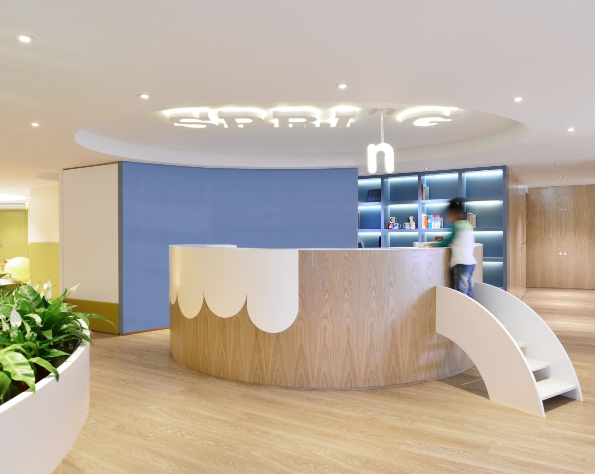 Стойка ресепшн детская