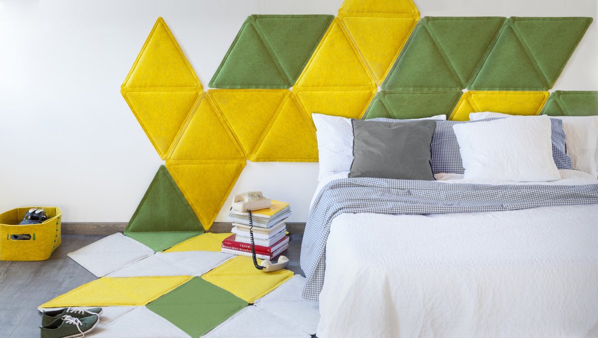 Стена из подушек