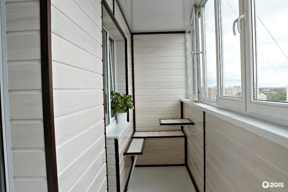 Металлосайдинг для наружной отделки балкона