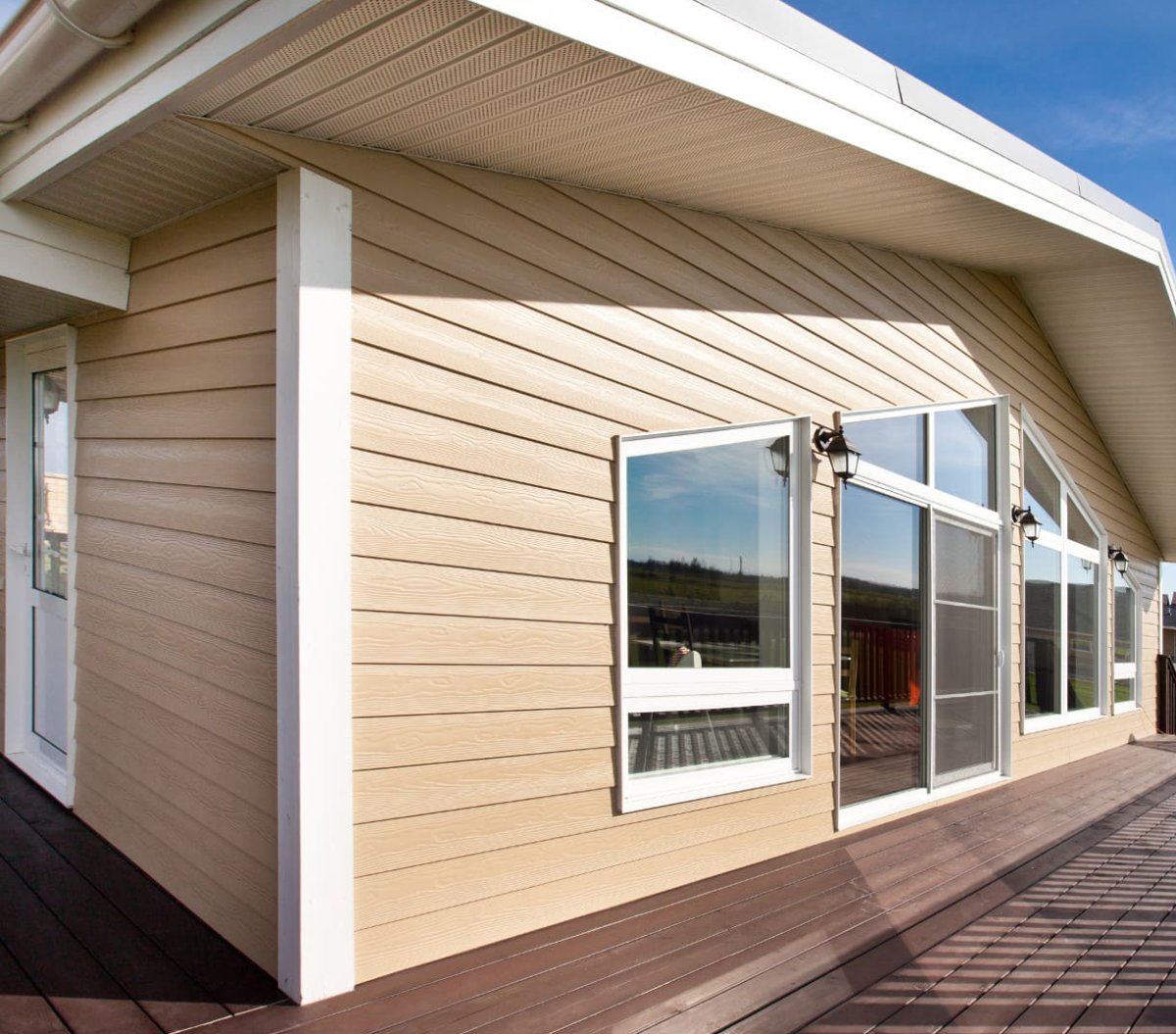 Внешняя отделка балкона