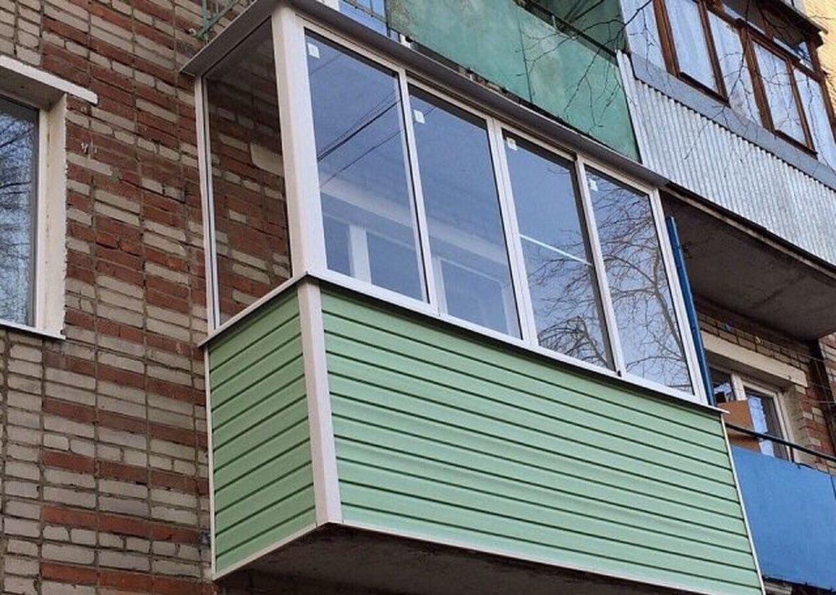 Отделка лоджии сайдингом внутри