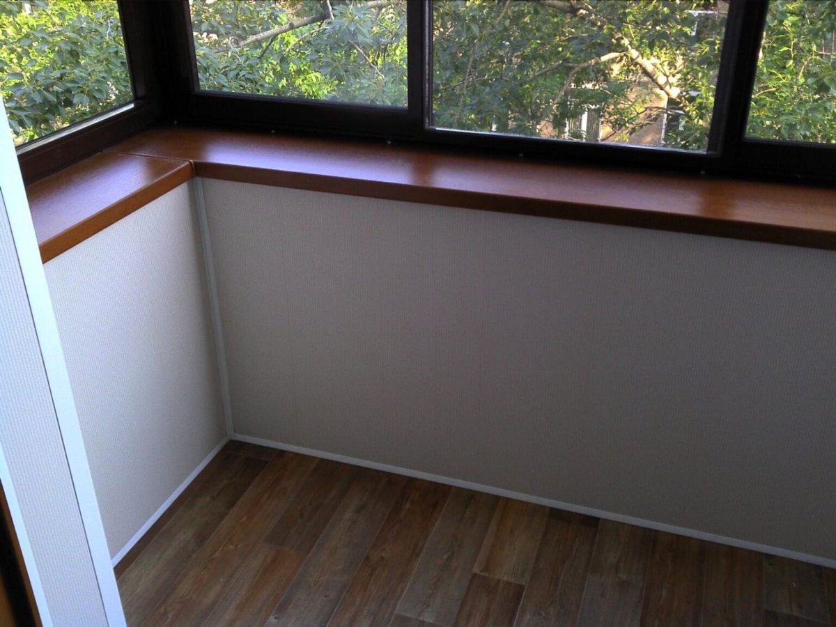 Узкий подоконник