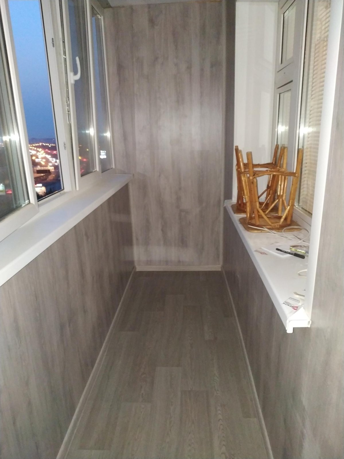 Отделка лоджии кирпичиками