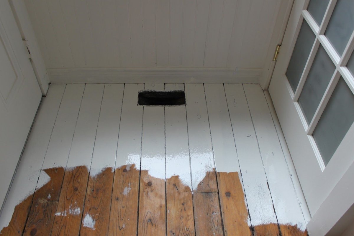 Крашеный деревянный пол в хрущевке