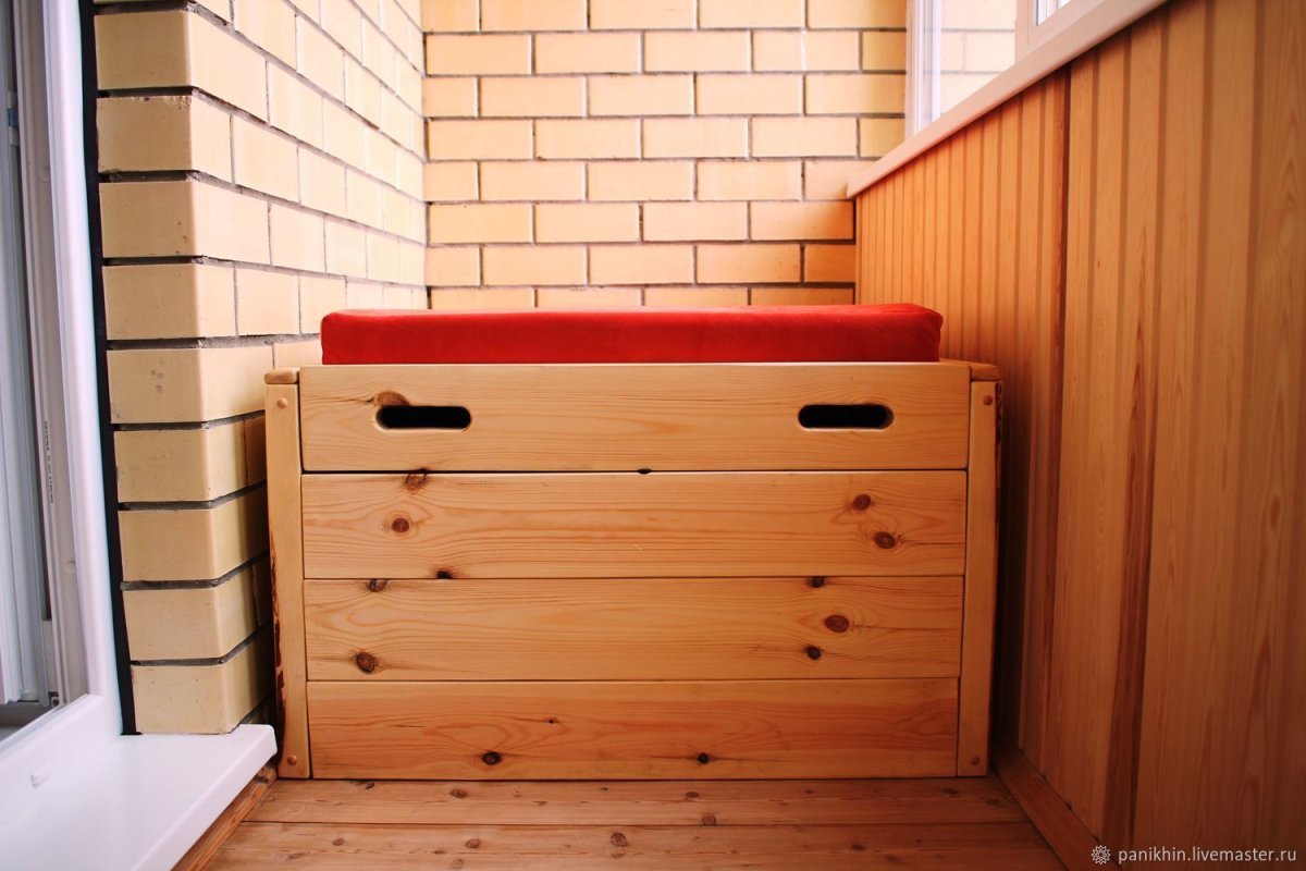 Ящик на балкон с сиденьем