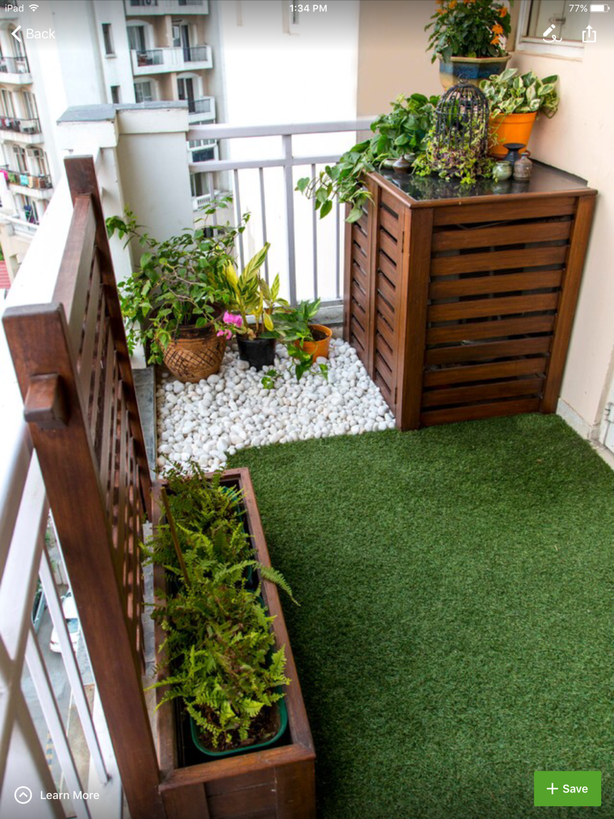 Искусственная трава на лоджии