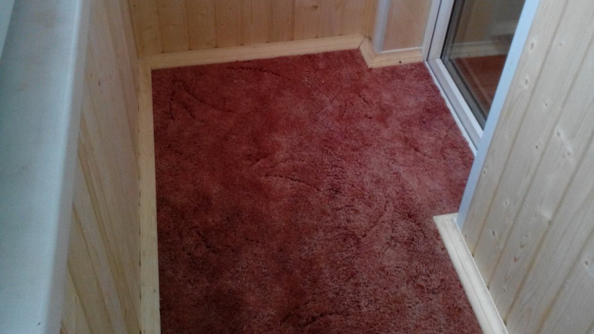 Искусственная трава на террасе