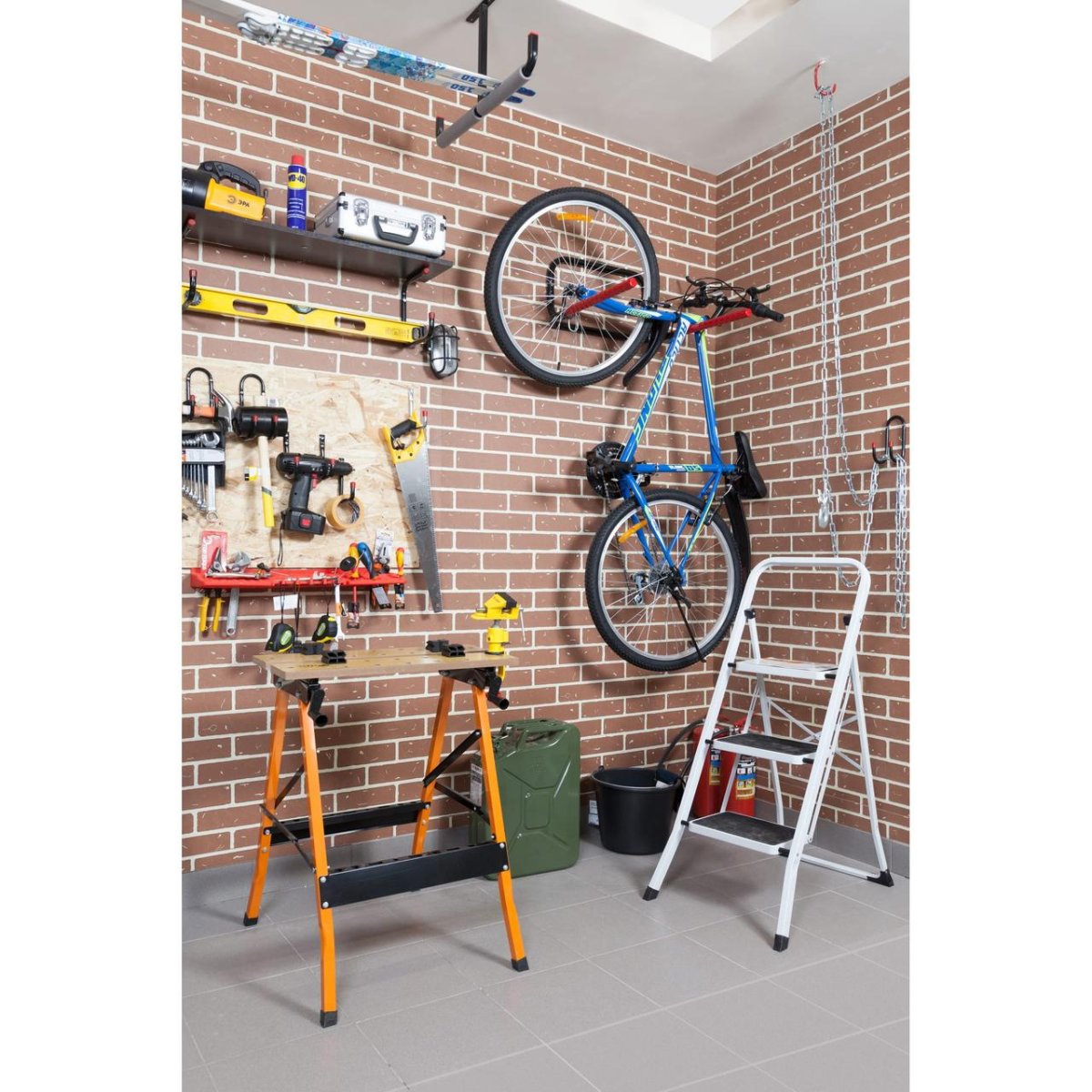 Кронштейн для 2 велосипедов настенный b053qra