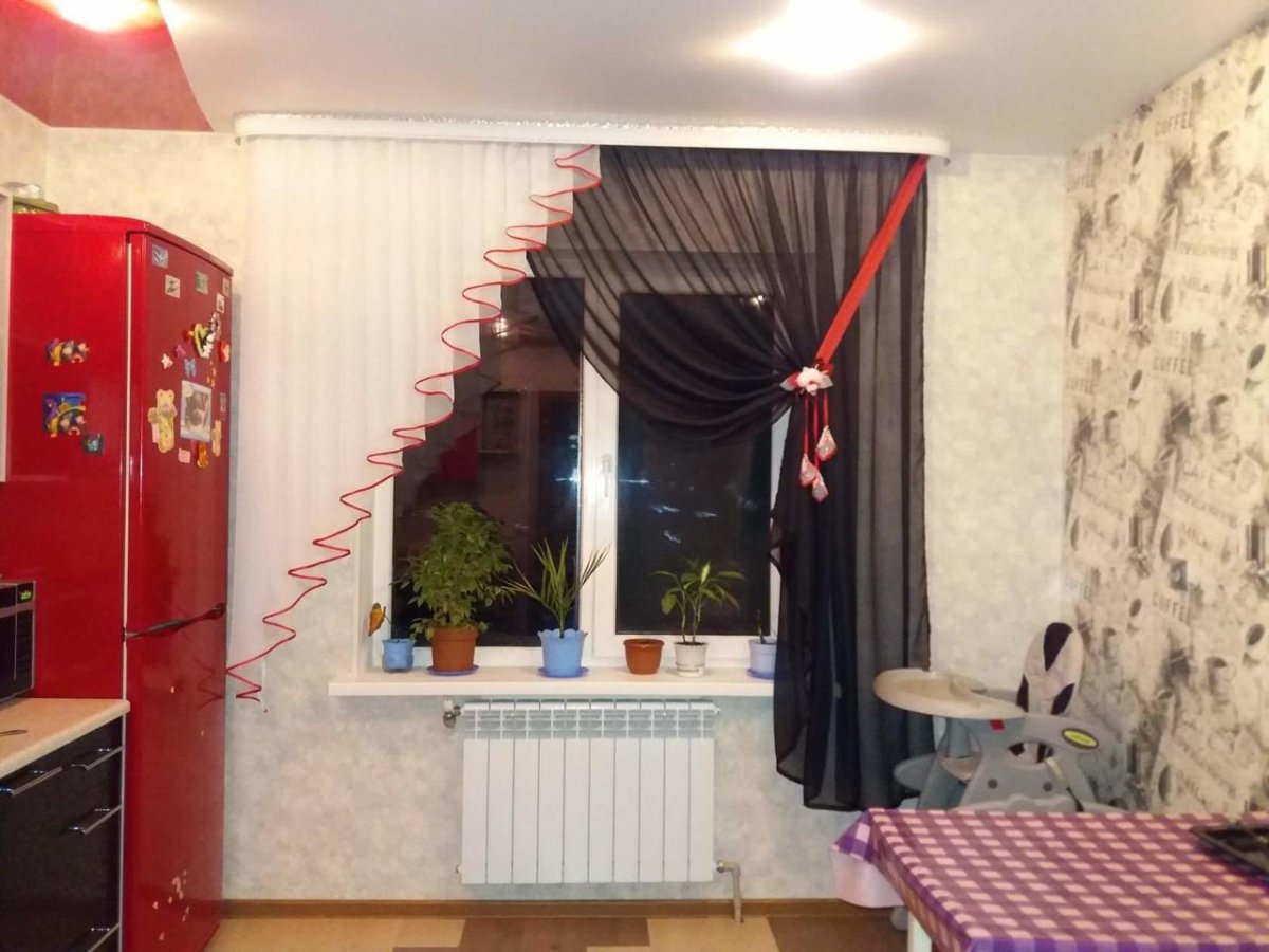 Шторы на кухню короткие