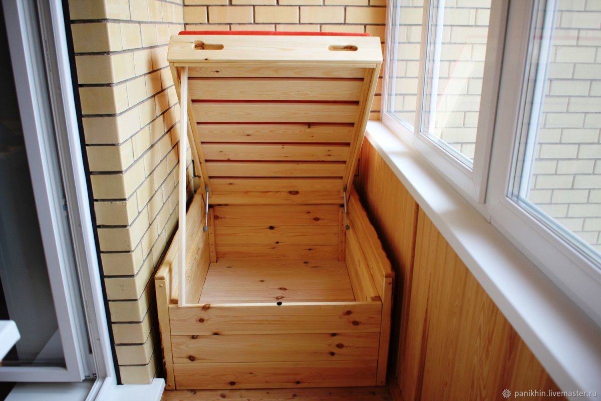 Тумба на лоджию