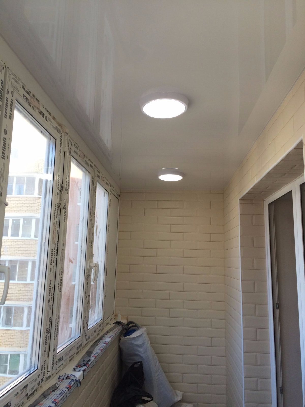 Обшивка балкона