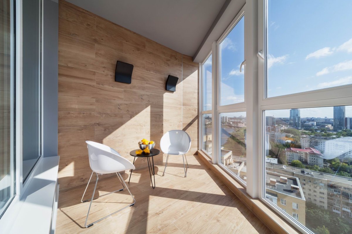 Лоджия с панорамным остеклением