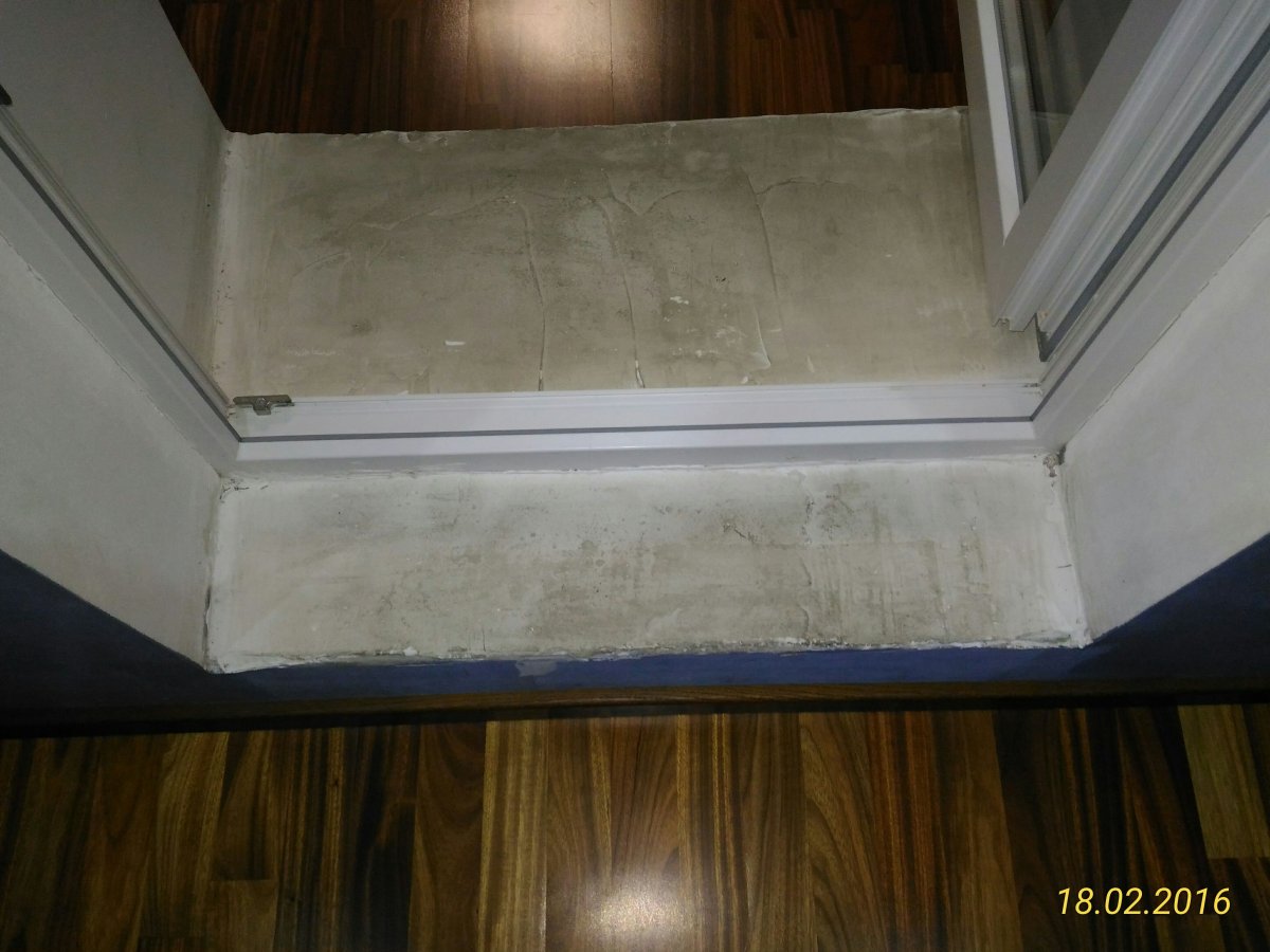 Монтаж порога балконной двери