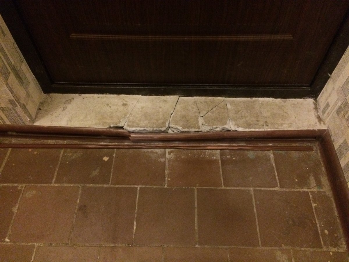 Балкон кафельной плиткой