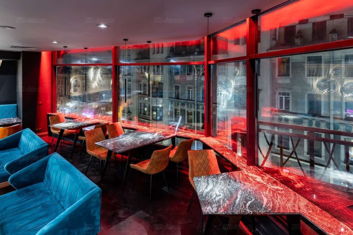 Балкон в стиле лофт красный кирпич