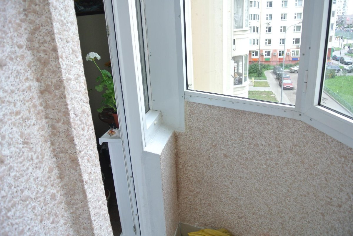 Краска на балкон на стены