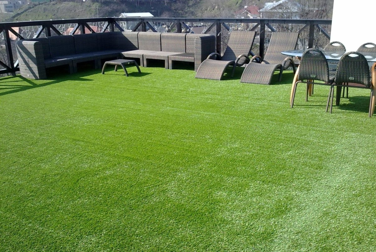 Декоративный камень в интерьере лоджии