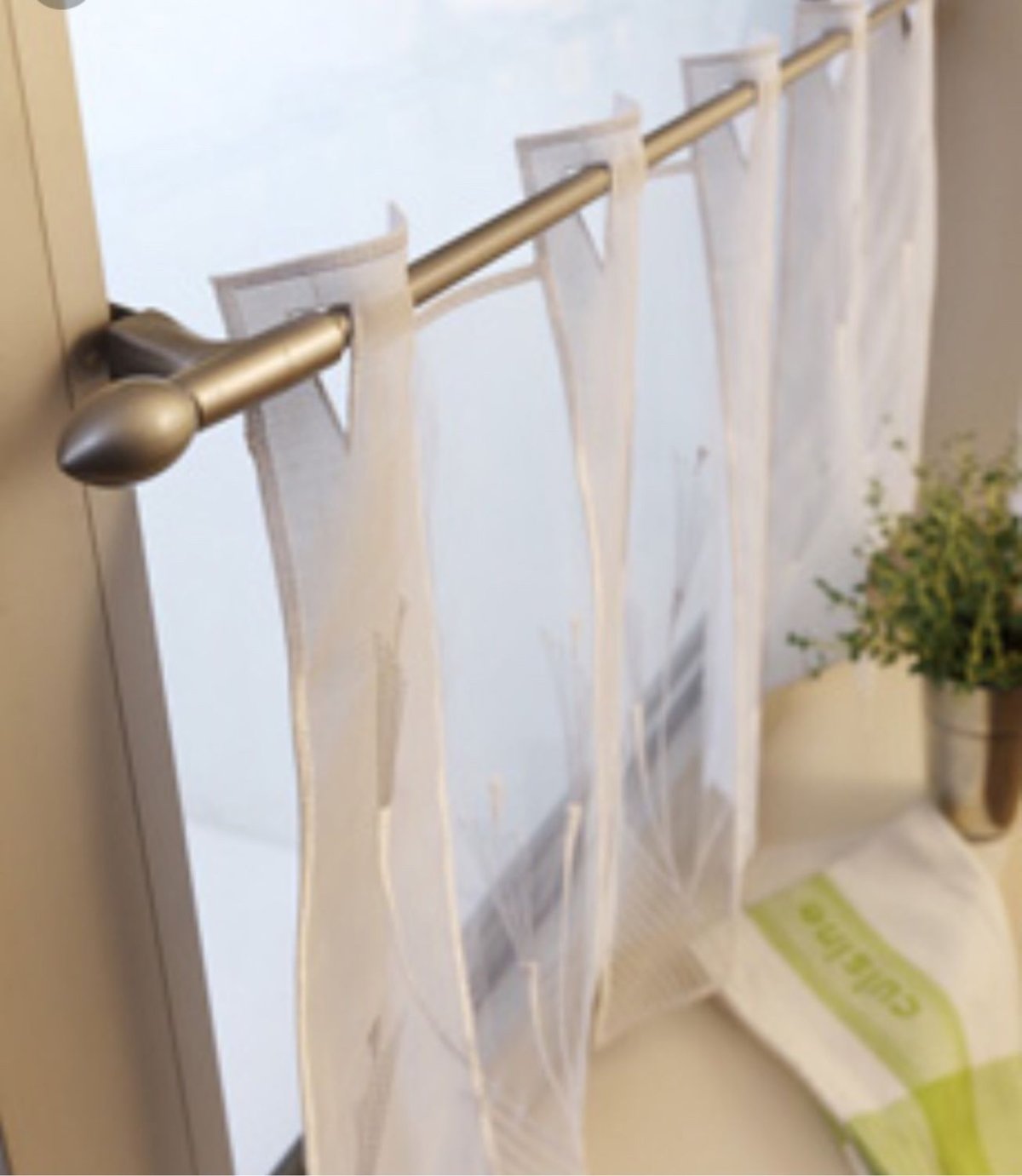 Держатель для занавесок на окна