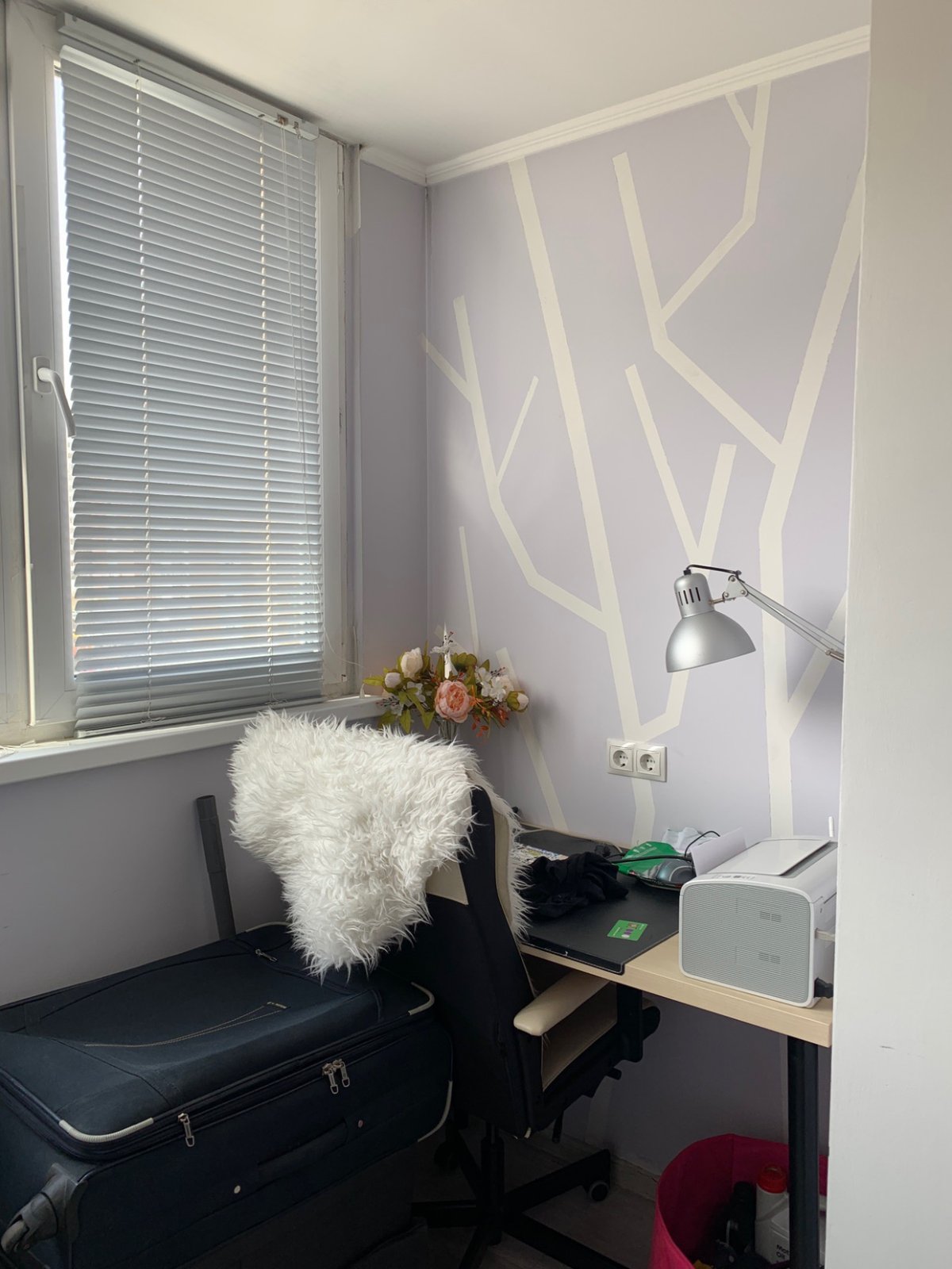 Декоративная штукатурка для внутренней отделки балкона