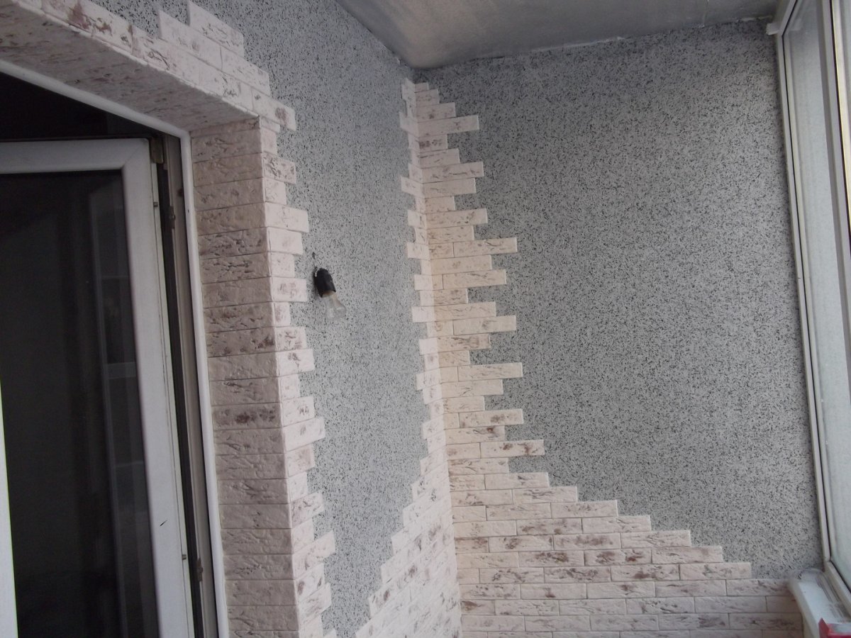 Дизайнерская отделка балкона