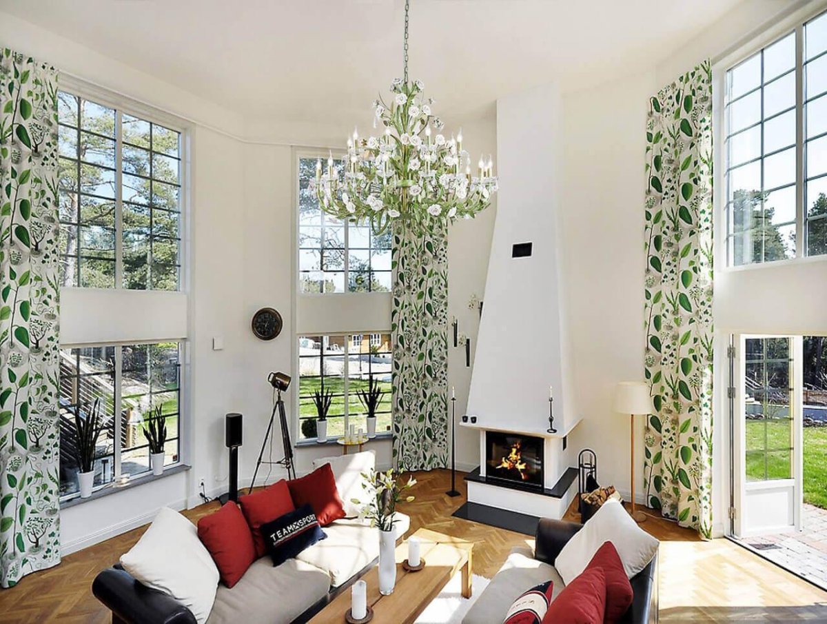 Обустройство лоджии с панорамным остеклением