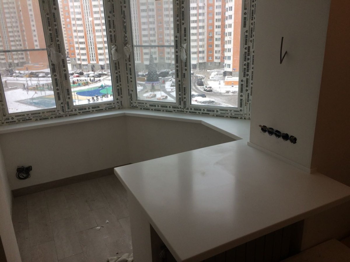 Интерьер маленького балкона