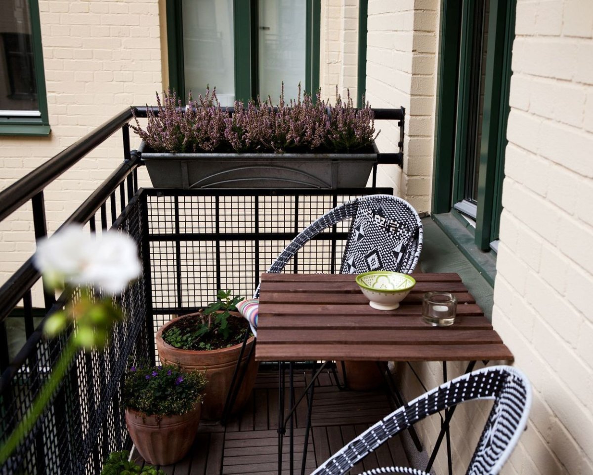 Дизайнерская отделка балкона