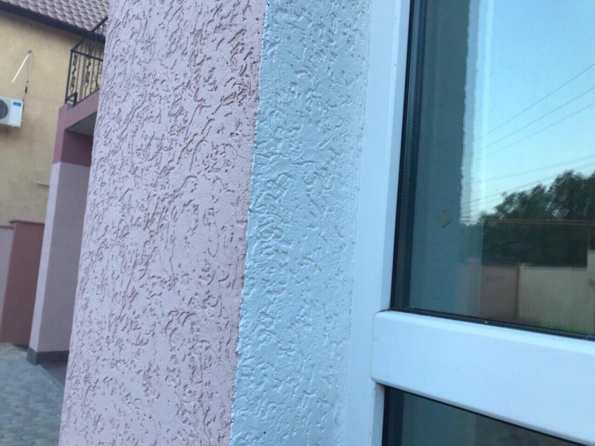 Гибкий камень на балконе