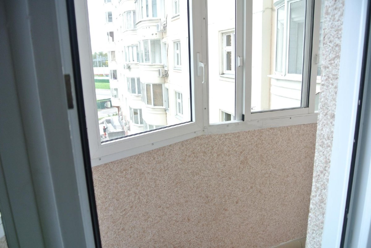 Барбекю комплекс отделанный штукатуркой короед