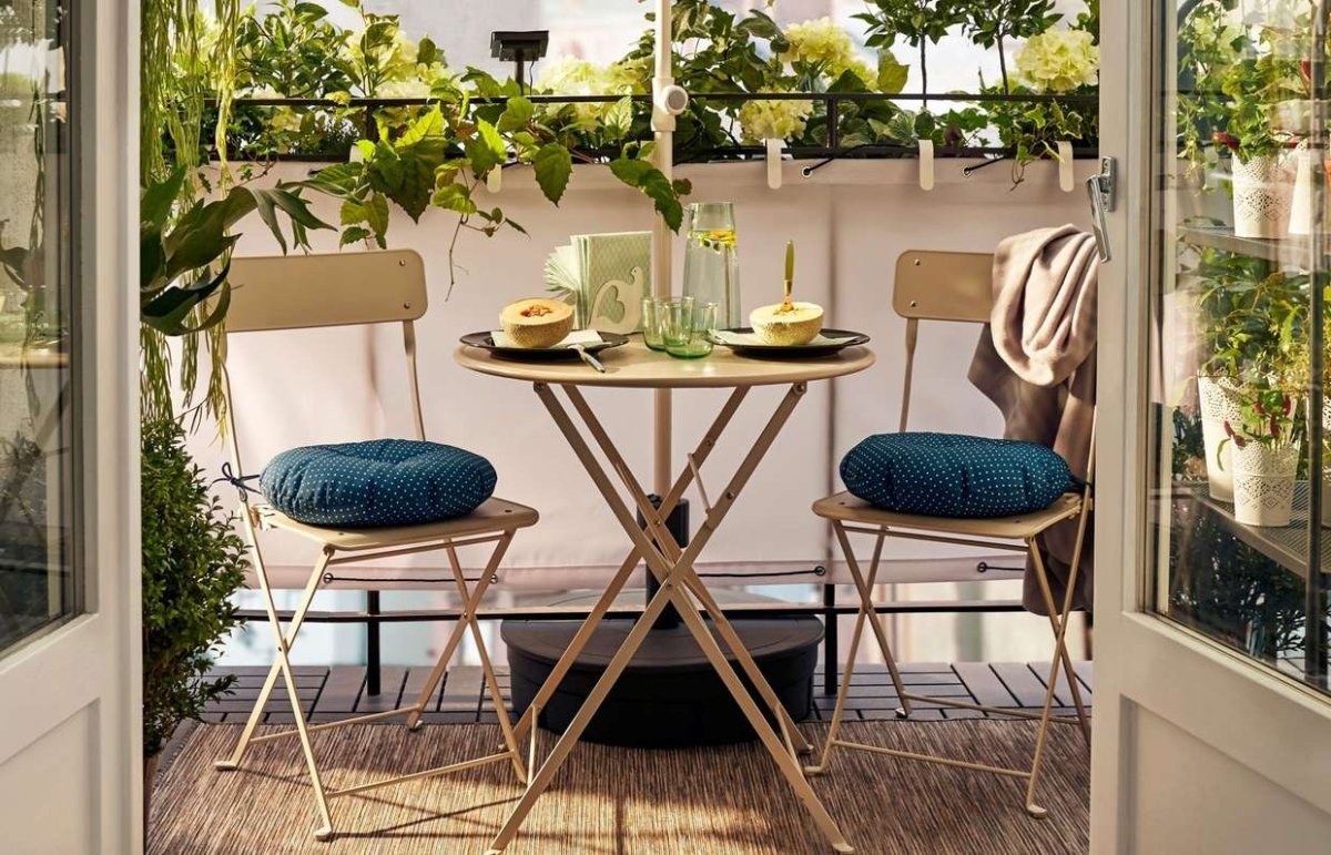 Чайный столик на балкон