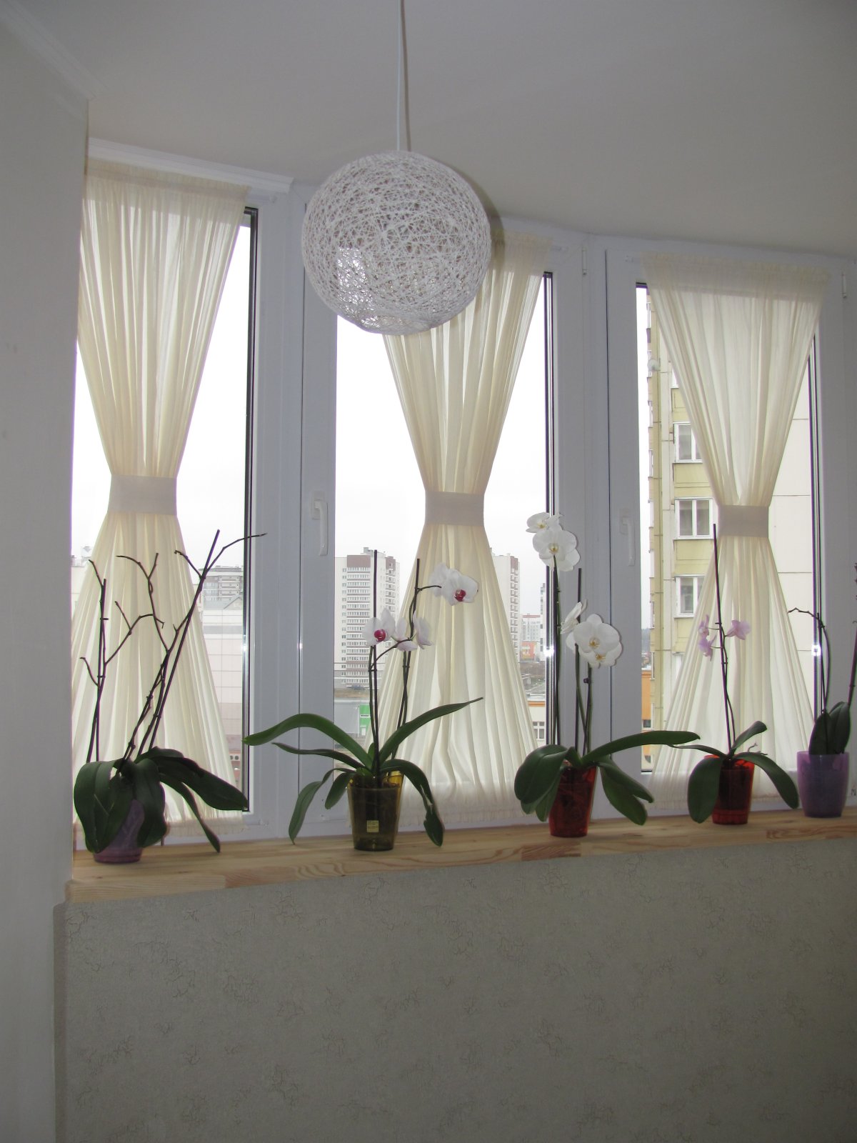 Рулонная штора Эскар Арабеска молочный