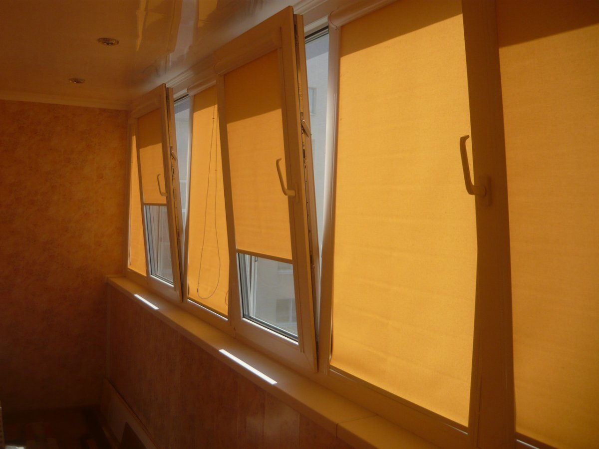 Шторы на балкон