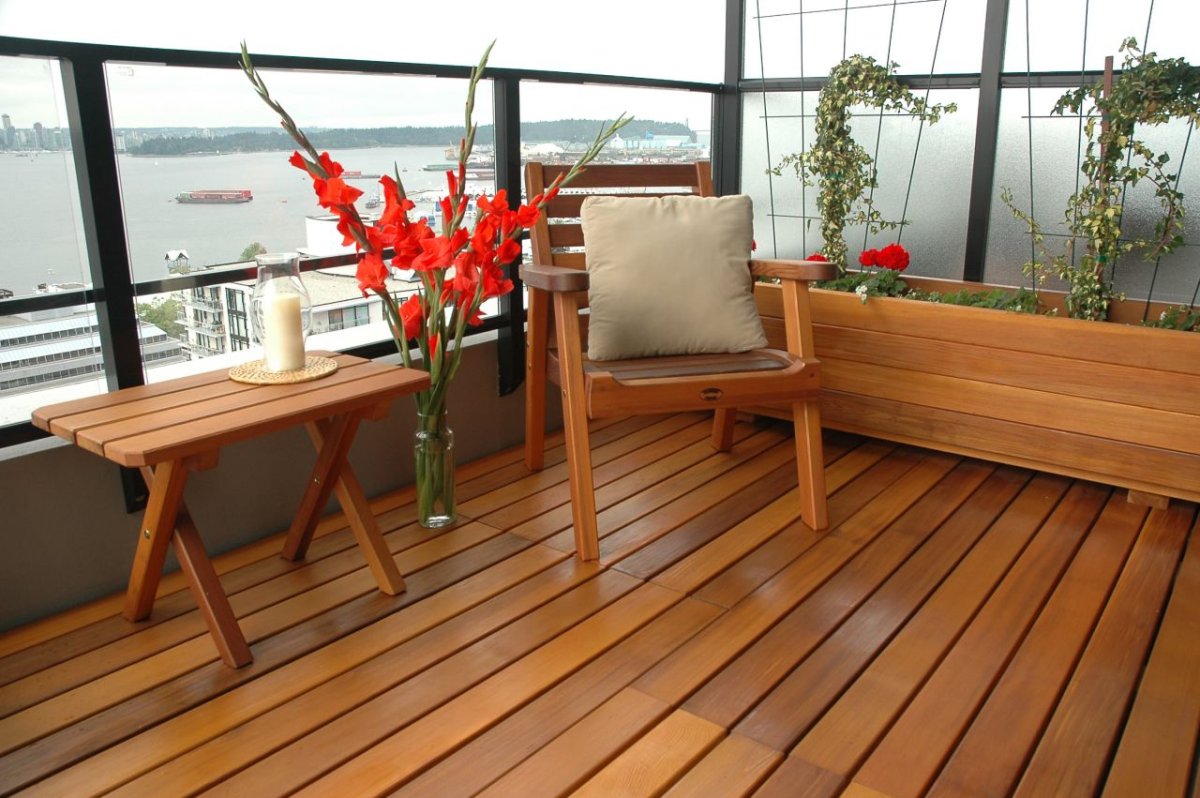 Террасная доска на балконе