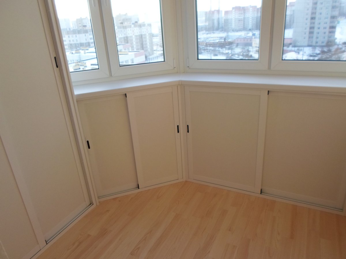 Отделка балкона ламинированными панелями