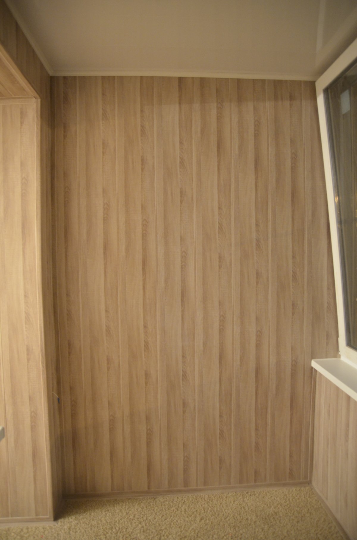 Панели ПВХ В интерьере балкона