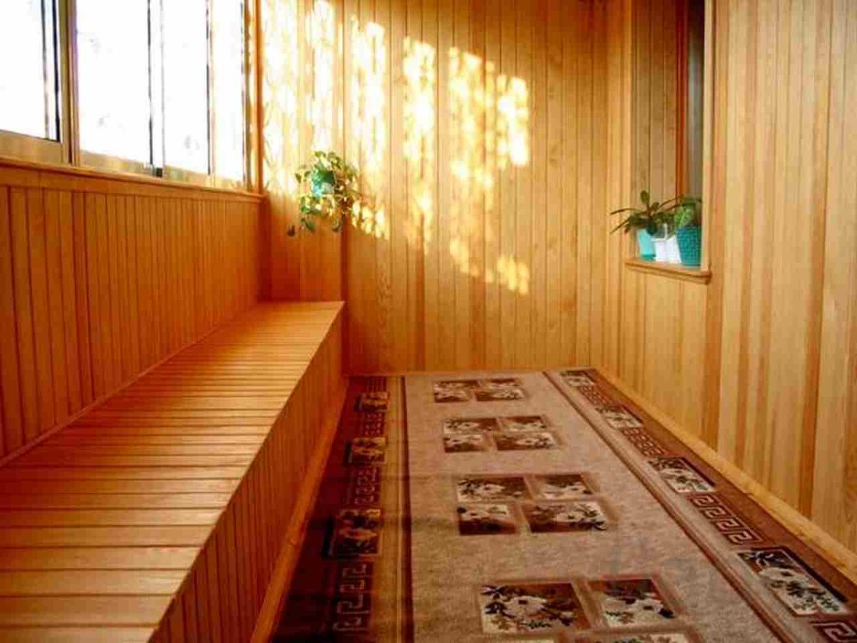 Панели из МДФ для стен на балконе