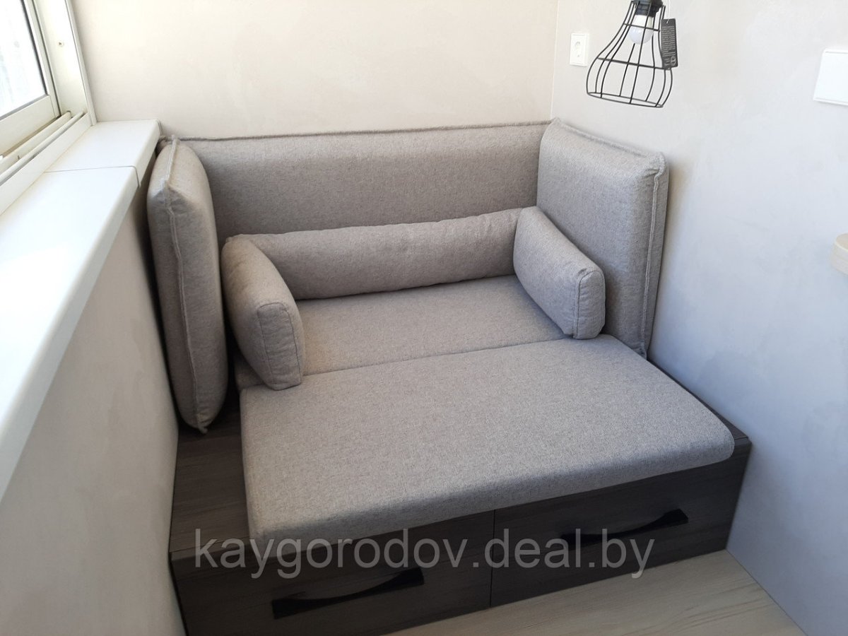 Ящик скамья на балкон