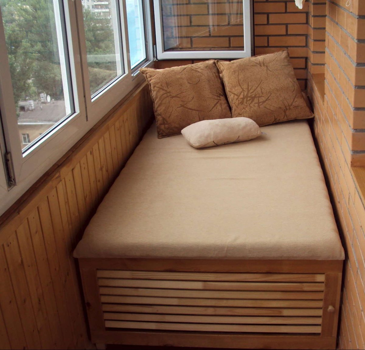 Дизайн узкого длинного балкона