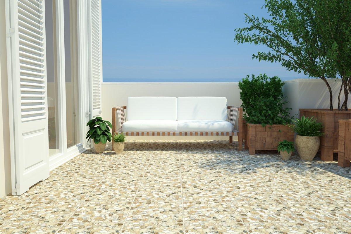 Патио на балконе