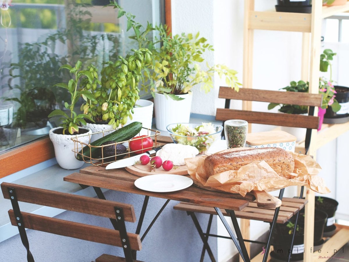 Завтрак на балконе