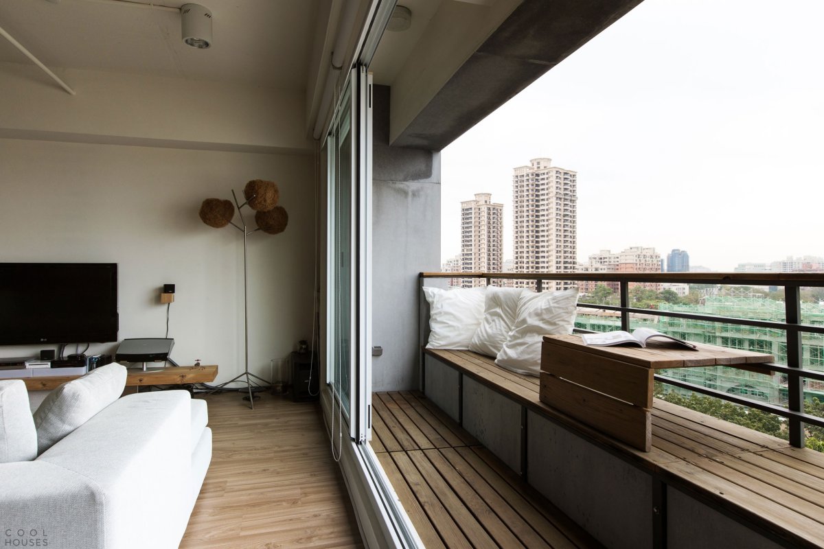 Комната с открытым балконом