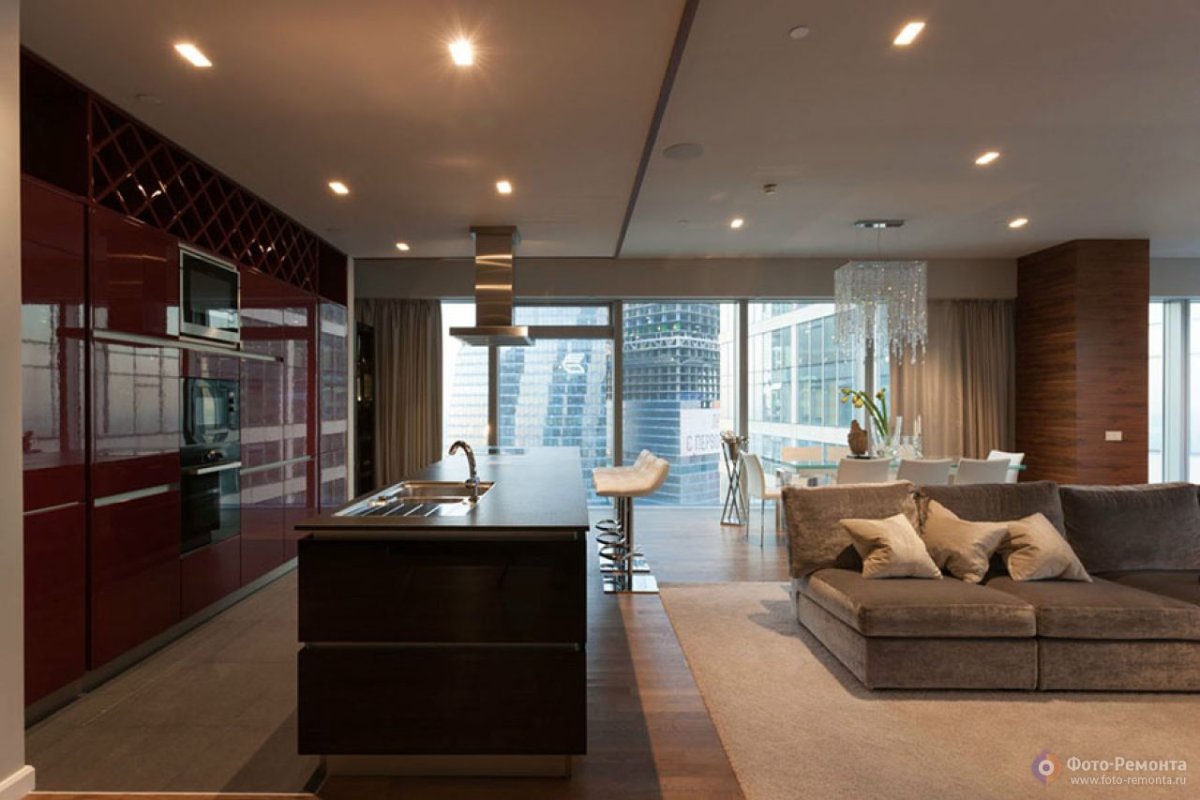 Увеличение кухни за счёт лоджии панорамное