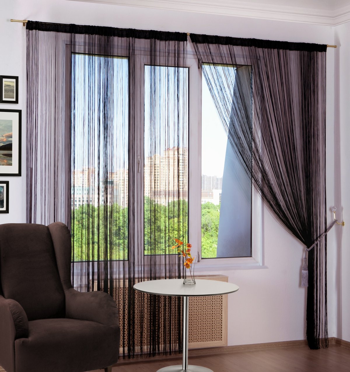 Шторы в гостиную с балконной дверью