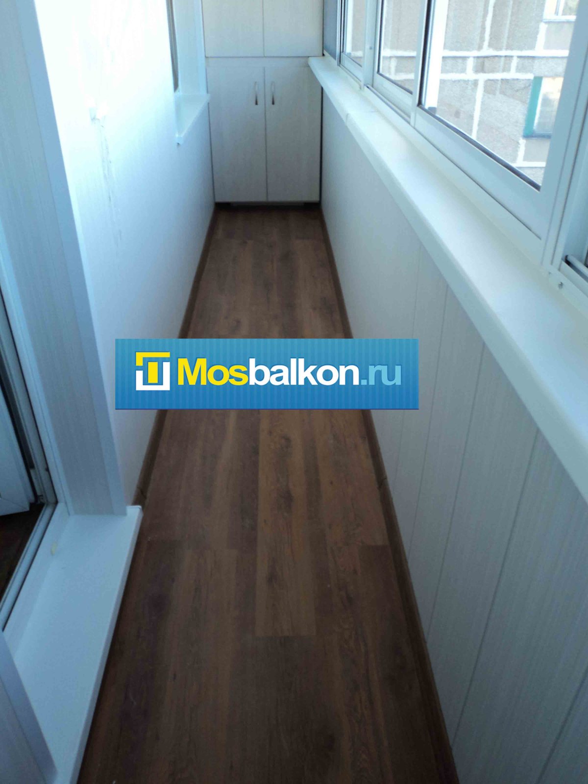 Обшивка балкона МДФ панелями