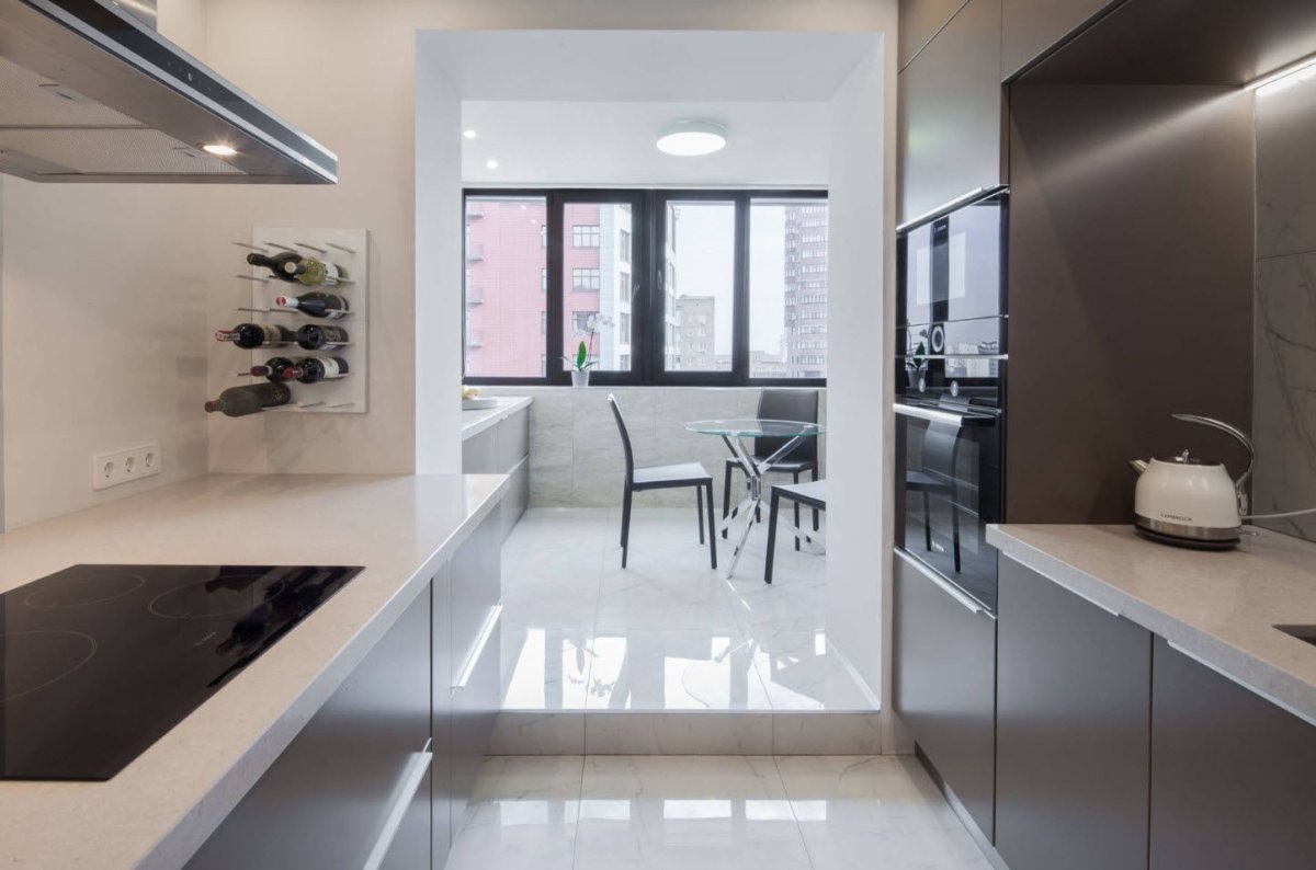 Окно эркер п44т