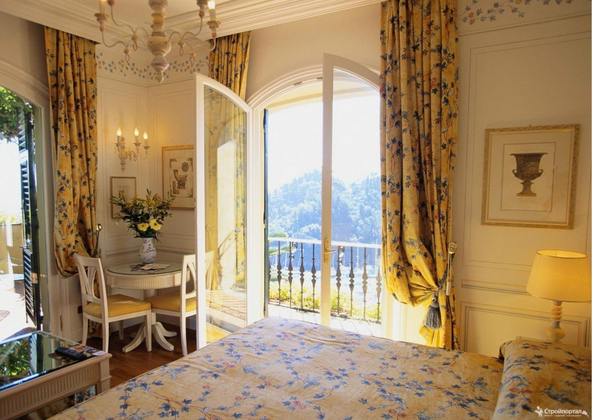 Красивый балкон