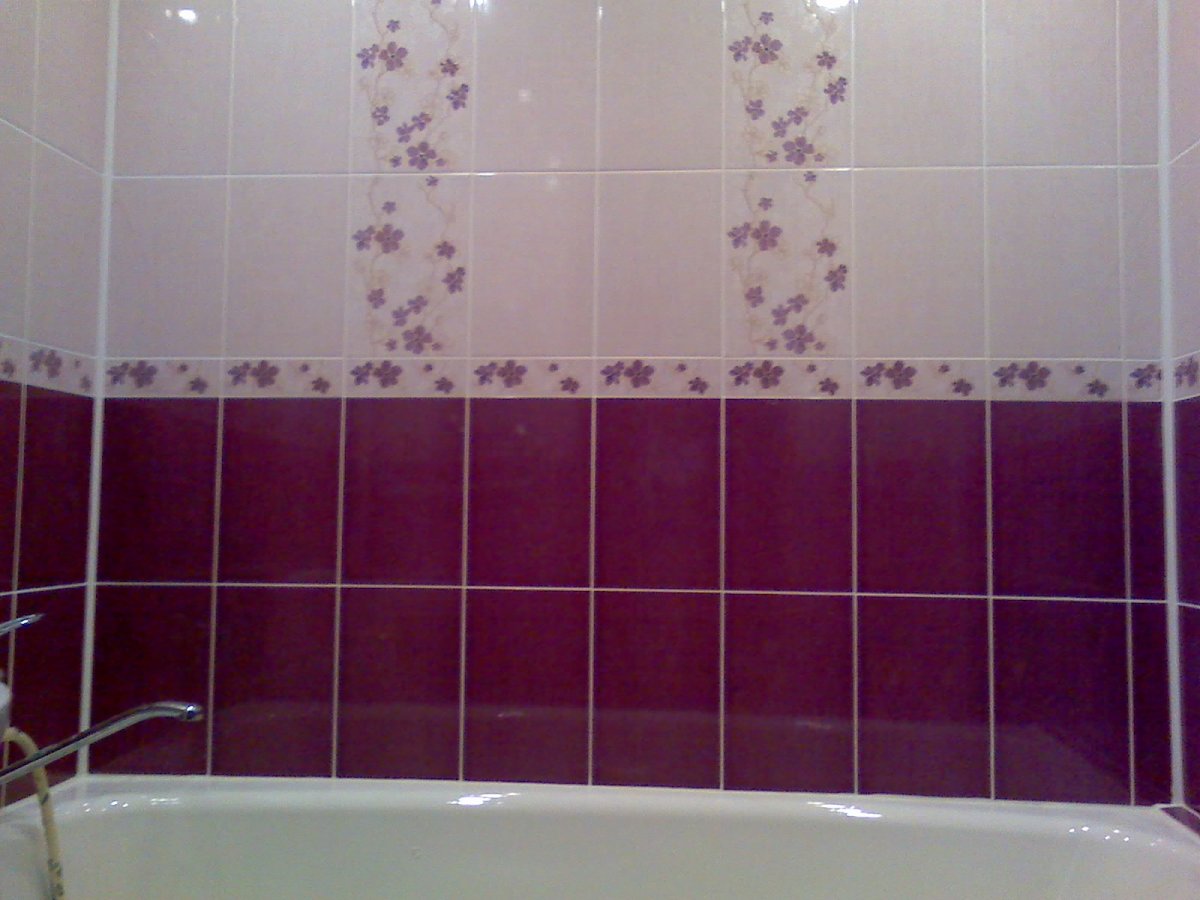 Варианты поклейки плитки в ванной