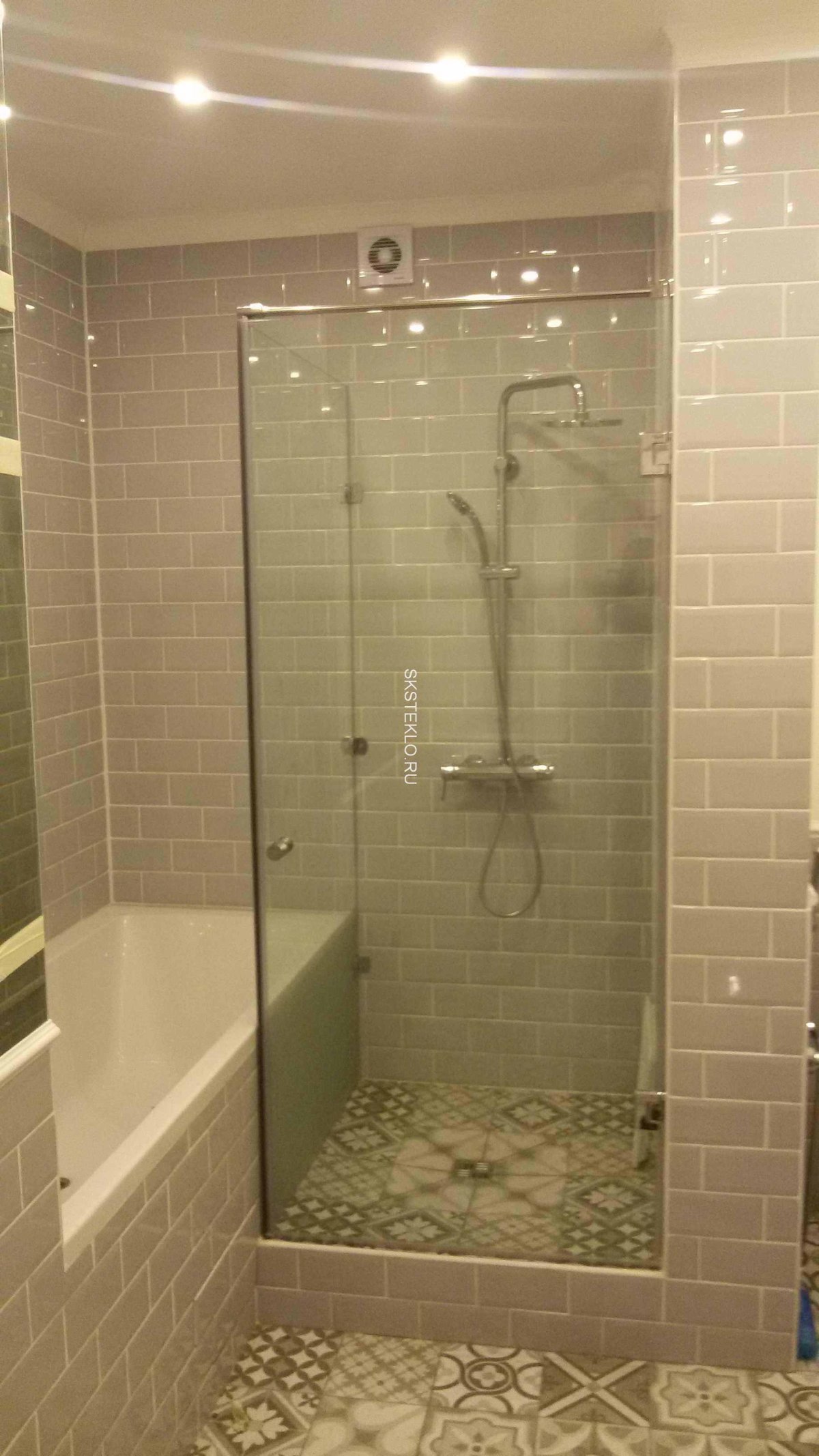 Ванная с душем без кабины