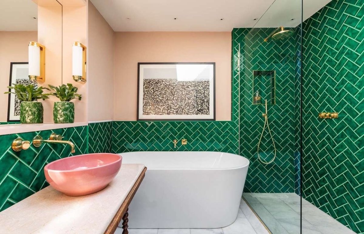 Черно белый интерьер ванной